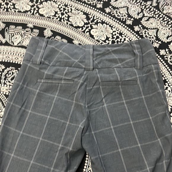Gray plaid pants 🖤 - Picture 8 of 12